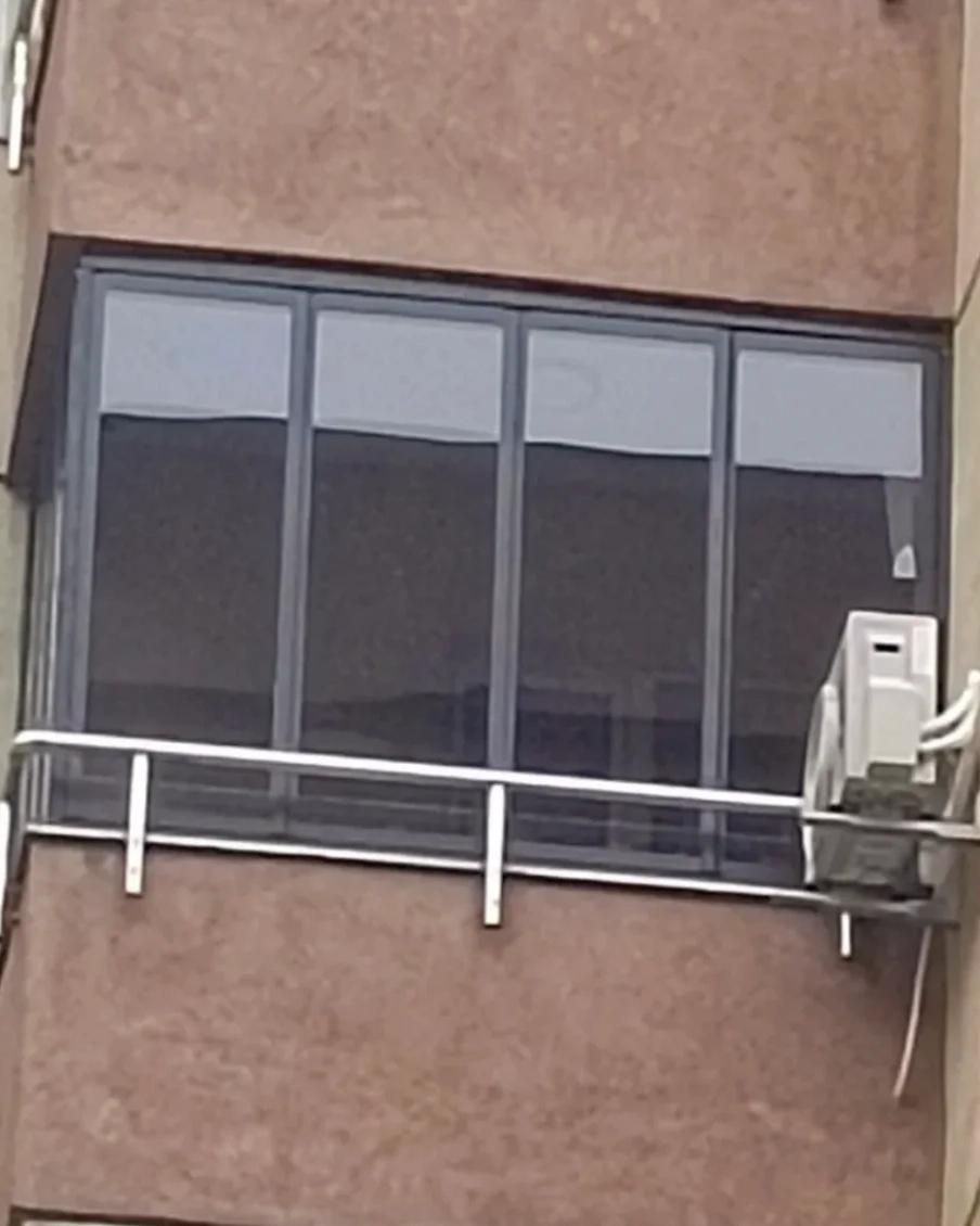 Cam Balkon